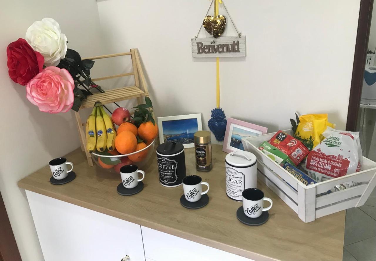 ナポリ Regy Bed & Breakfast エクステリア 写真
