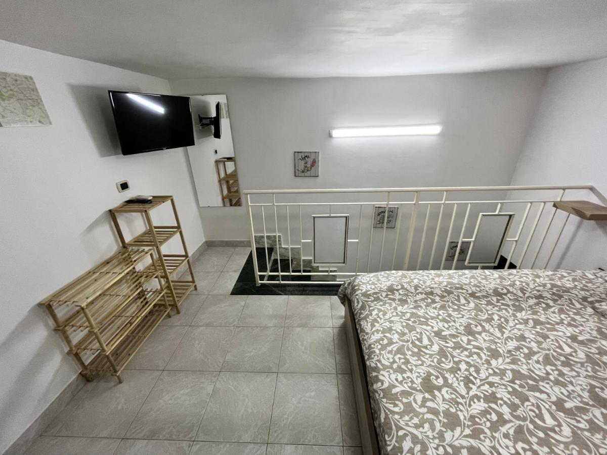 ナポリ Regy Bed & Breakfast エクステリア 写真