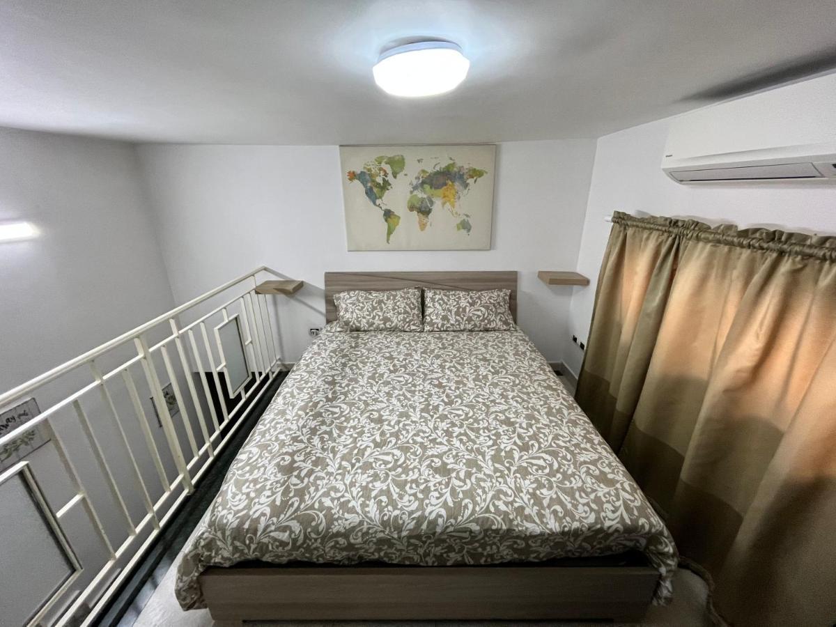 ナポリ Regy Bed & Breakfast エクステリア 写真