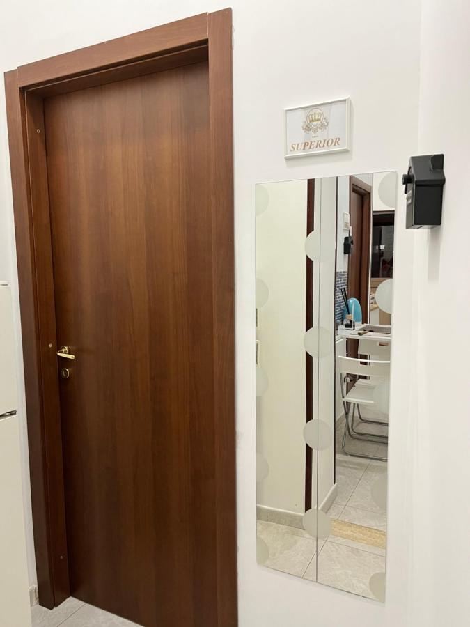 ナポリ Regy Bed & Breakfast エクステリア 写真