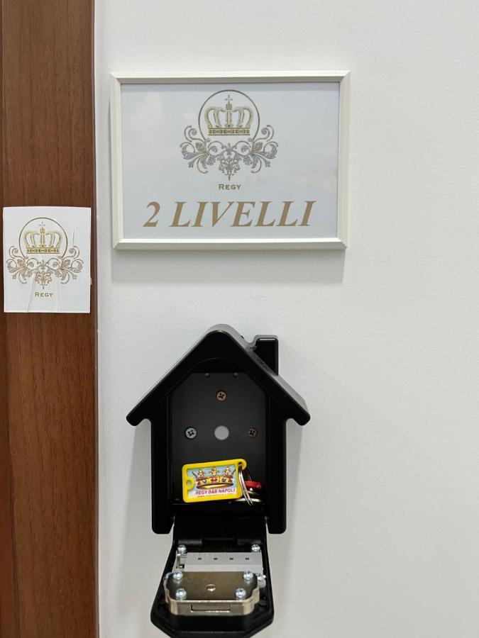 ナポリ Regy Bed & Breakfast エクステリア 写真